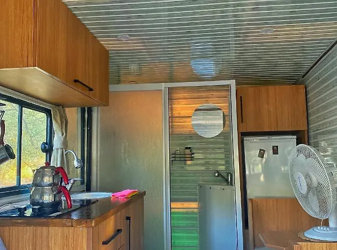 Caravan ديكيلي