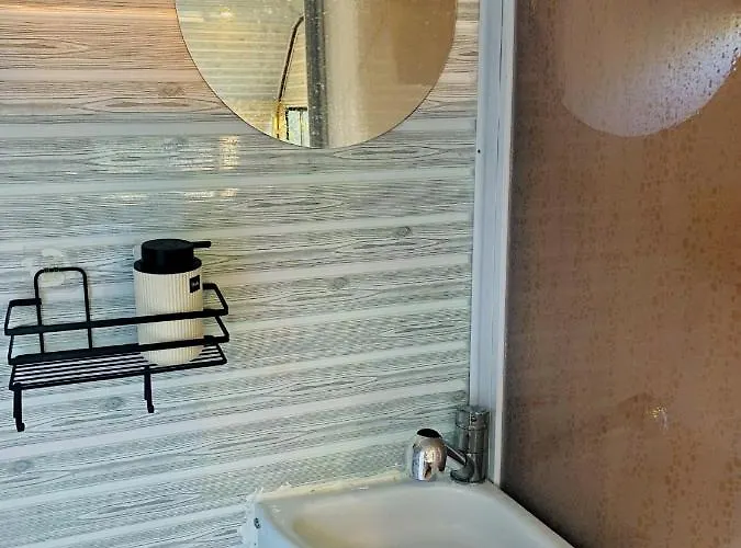 Caravan ديكيلي