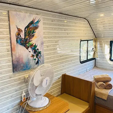 Caravan *