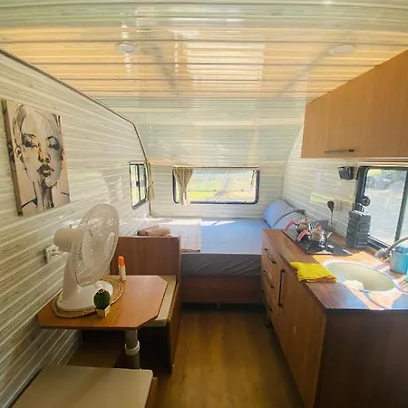 Caravan Dikili
